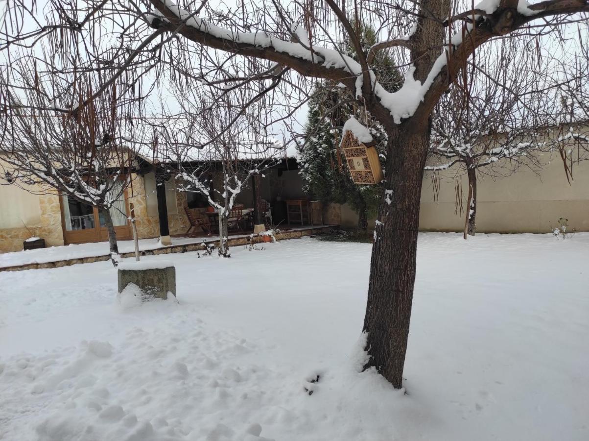 Casa Rural La Cija Del Abuelo A 1 Hora De Madrid เซโกเวีย ภายนอก รูปภาพ